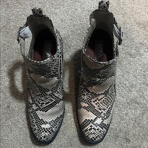 Women’s Ankle Boots - brand MIA - Size 8M